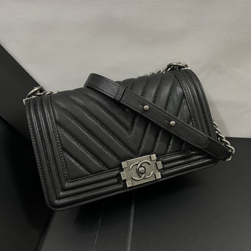 Ch**el leboy series bags